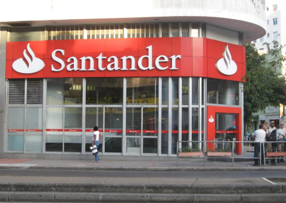 Juros Abusivos do Santander: Como Evitar a Busca e Apreensão do Seu Veículo